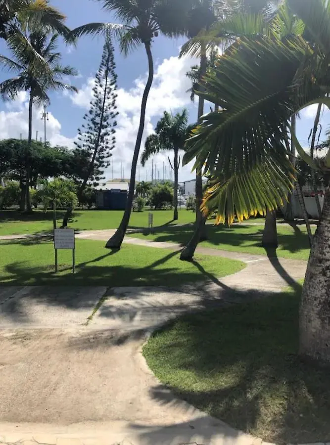 Studio Azur, Residence Privee Et Piscines Saint-Francois  0*, Saint-Francois (Grande-Terre)